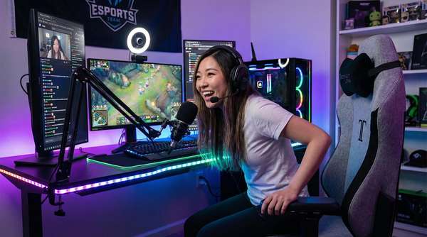 萝莉岛游戏直播视频